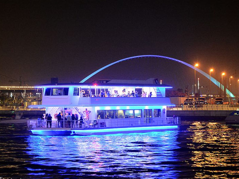 Catamaran Dhow Cruise in Dubai Marina 3
